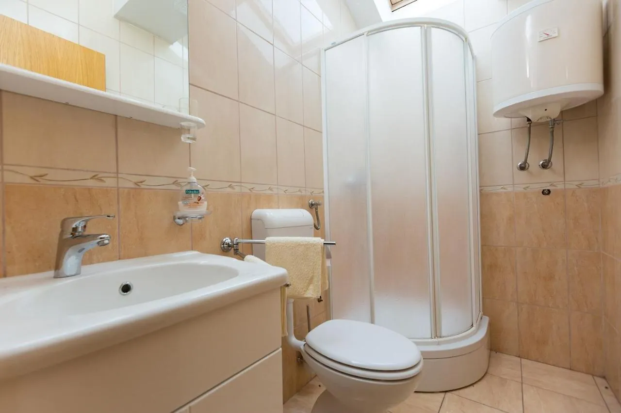 Apartment In Okrug Donji With Sea View, Balcony, Air Conditioning, Wifi 5166-5 Donji Okrug